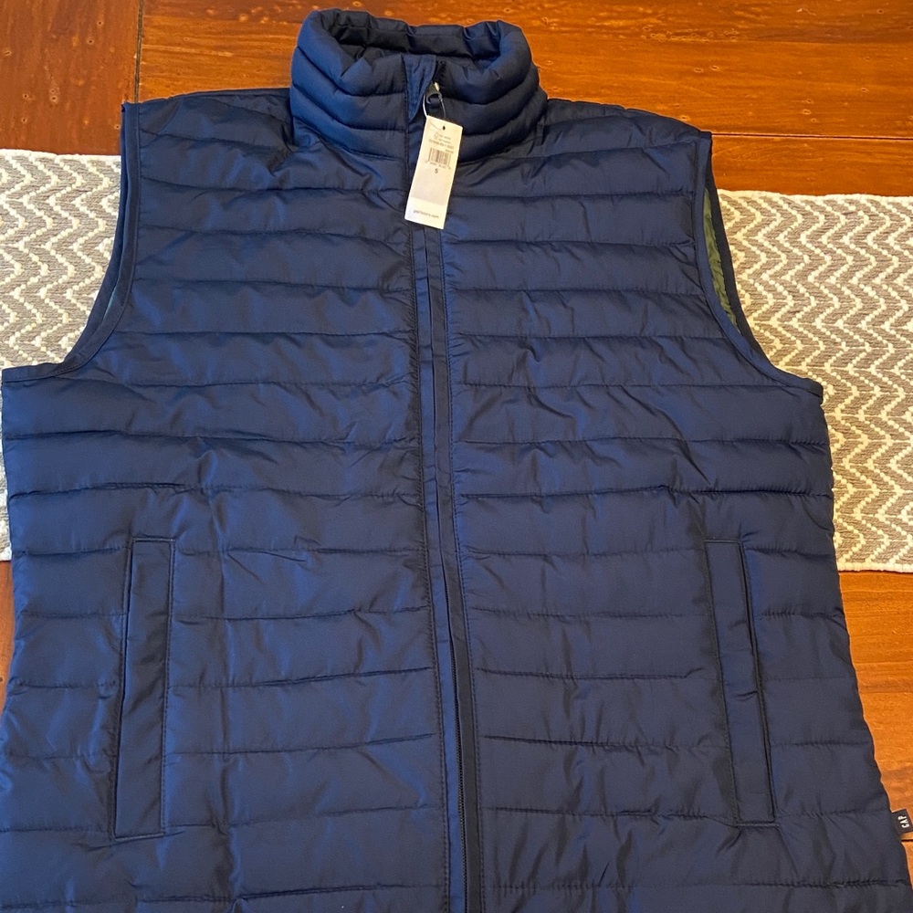 Gap Factory Cold Control Navy Puffer Vest Small